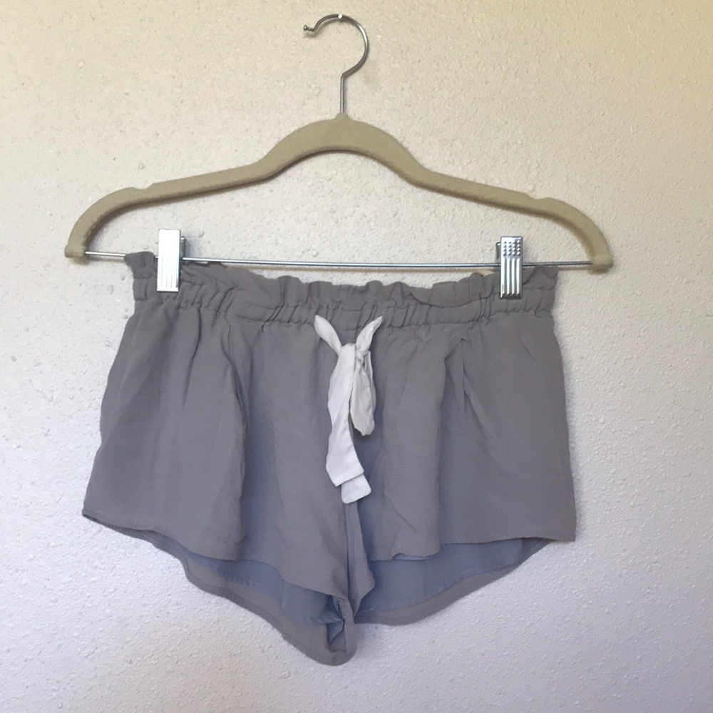 Aritzia Wilfred Allegra Shorts